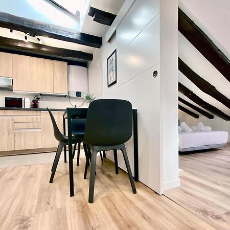 Charming Malasana Attic Madrid Extérieur photo