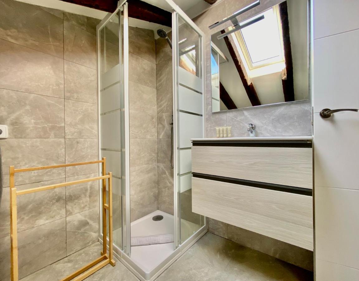 Charming Malasana Attic Madrid Extérieur photo