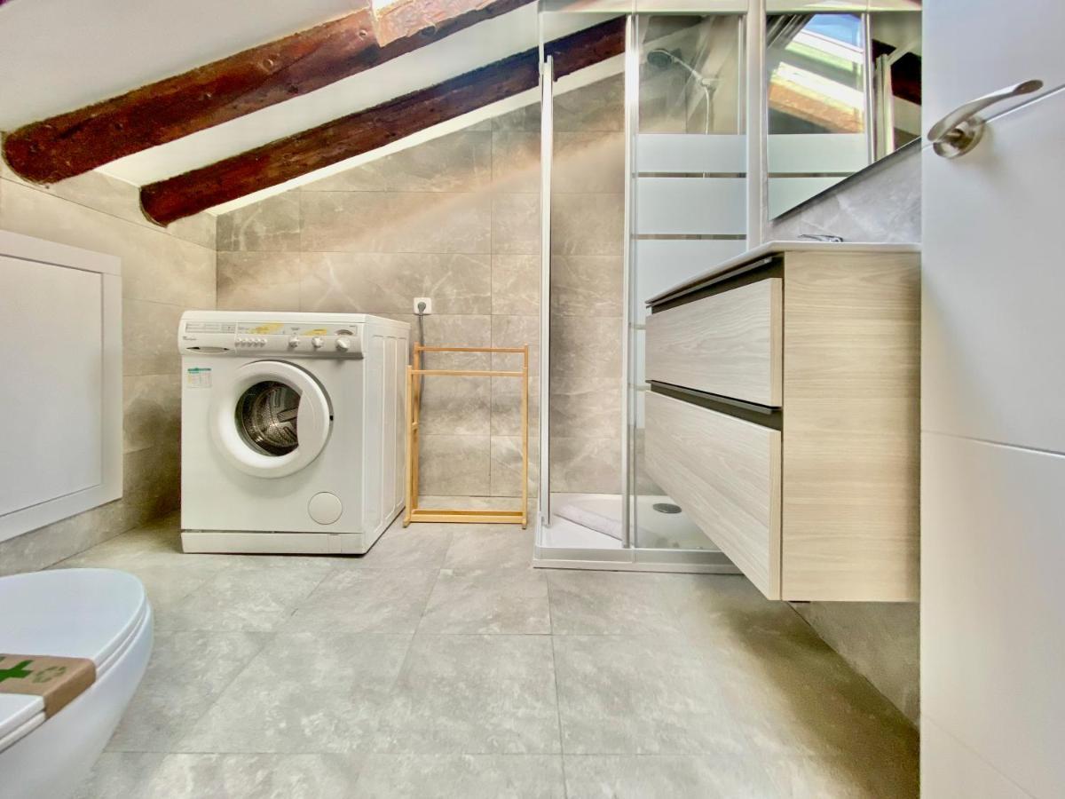 Charming Malasana Attic Madrid Extérieur photo