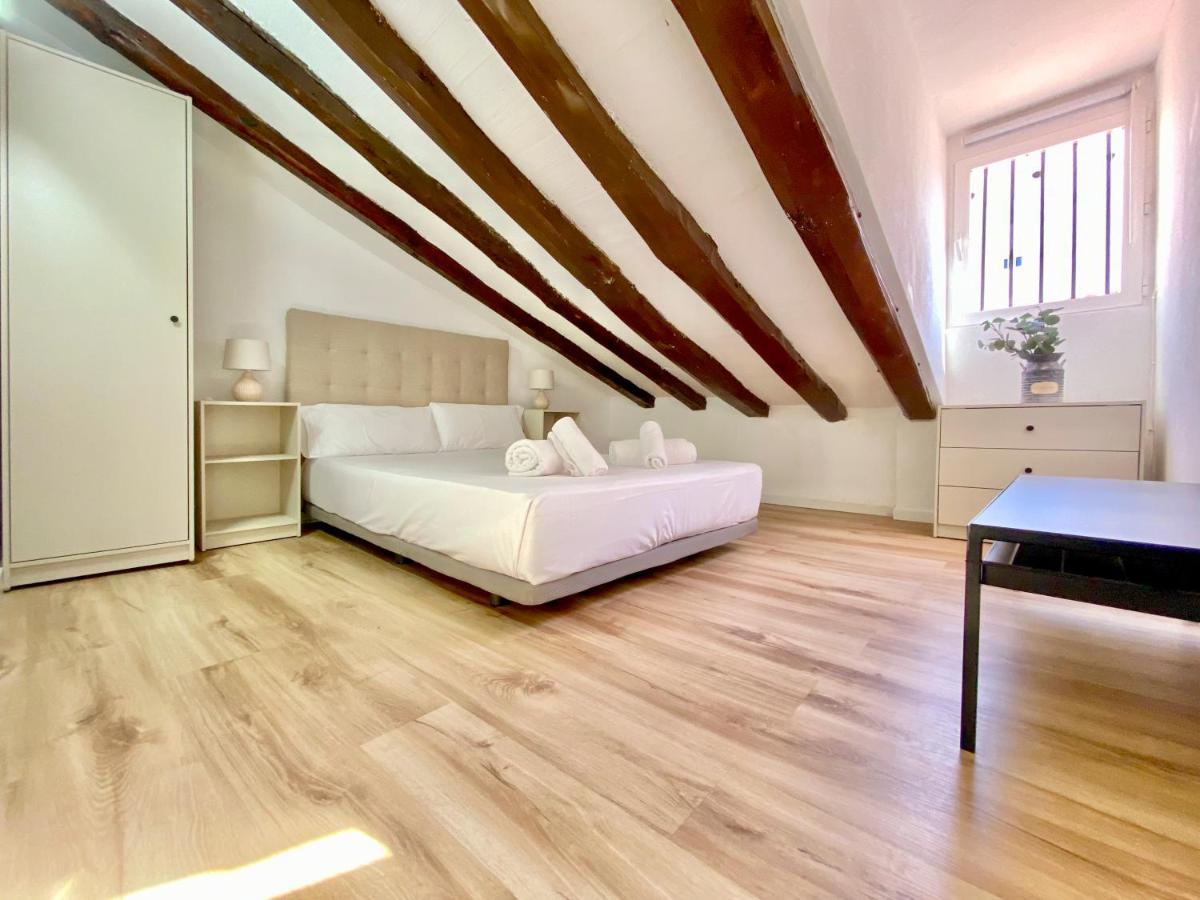 Charming Malasana Attic Madrid Extérieur photo