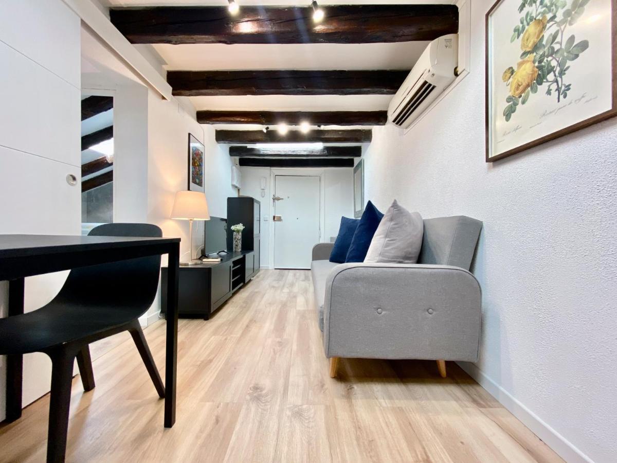 Charming Malasana Attic Madrid Extérieur photo
